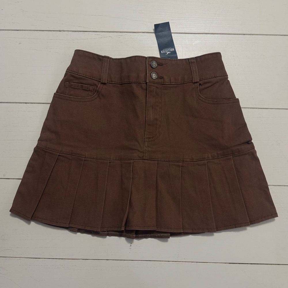 Hollister Pleated Mini Skirt